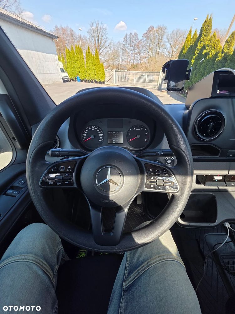 Mercedes-Benz Sprinter 519 - 27