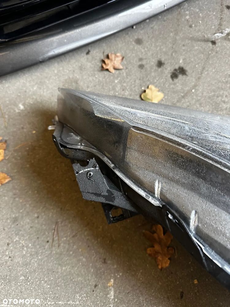 Przód Kompletny Zderzak Lampy Pas przedni Chłodnice Belka Błotniki Toyota Yaris III Lift 1.5 hybryda - 23