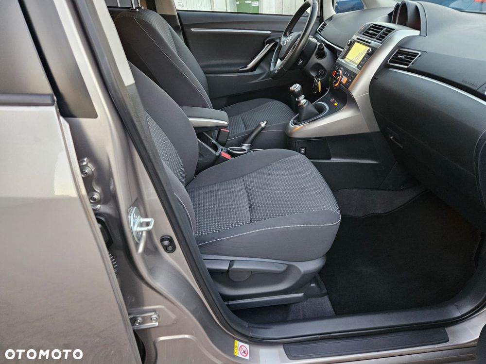 Toyota Verso 1.6 D-4D 5-Sitzer Start/Stop Edition S+ - 16