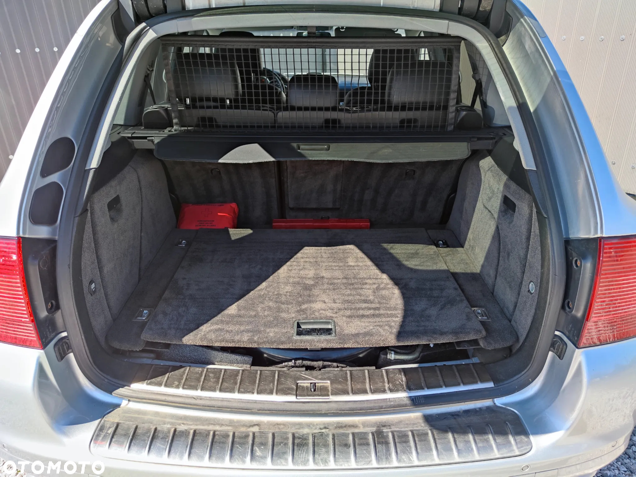 Porsche Cayenne - 33