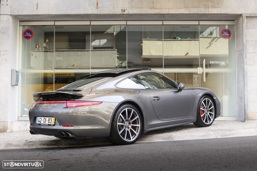 Porsche 911 (991) Carrera 4 S PDK - 32