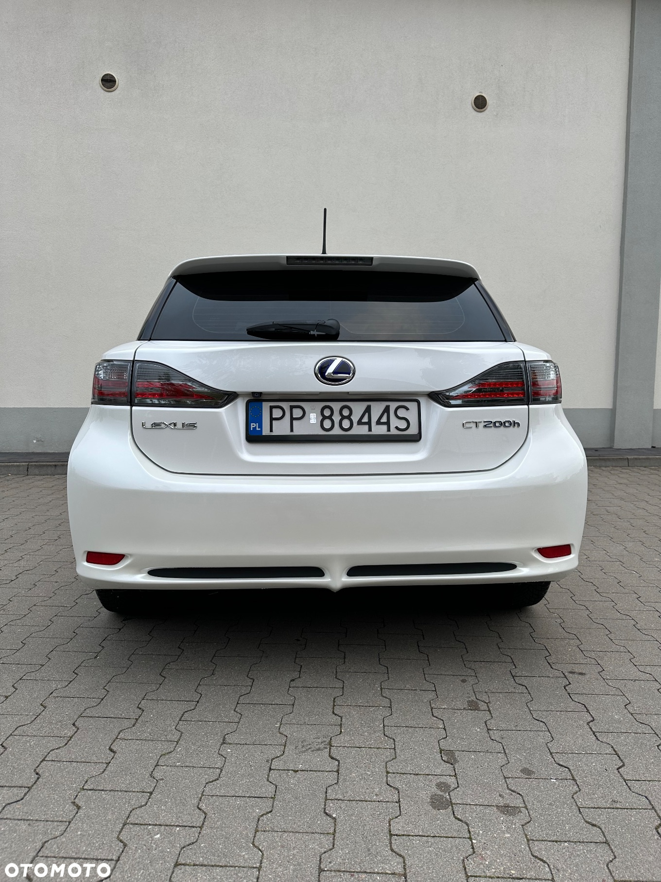 Lexus CT 200h - 9