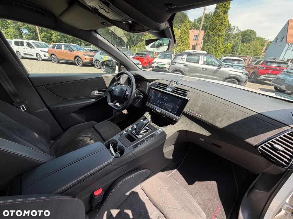 DS Automobiles DS 7 Crossback 1.6 PureTech Performance Line + - 6