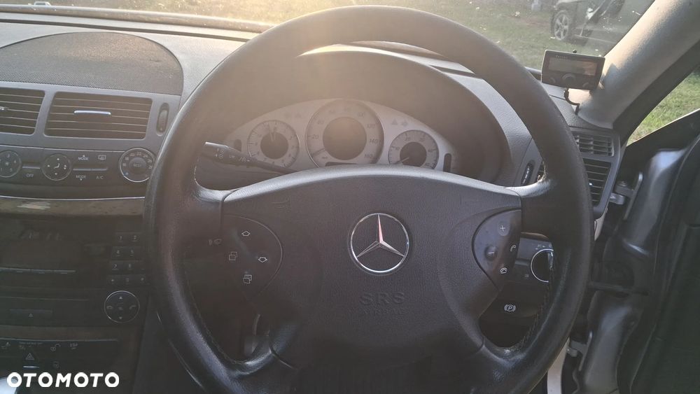 Mercedes-Benz Klasa E 220 CDI Automatik Classic - 9