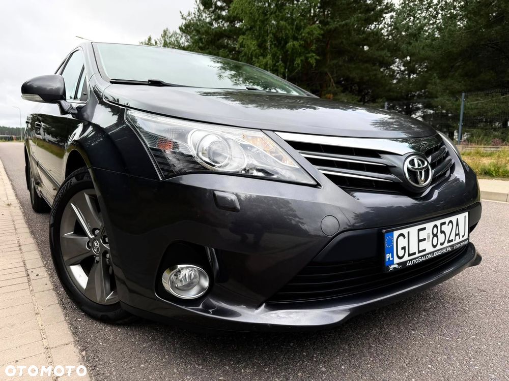 Toyota Avensis 1.8 Executive - 14