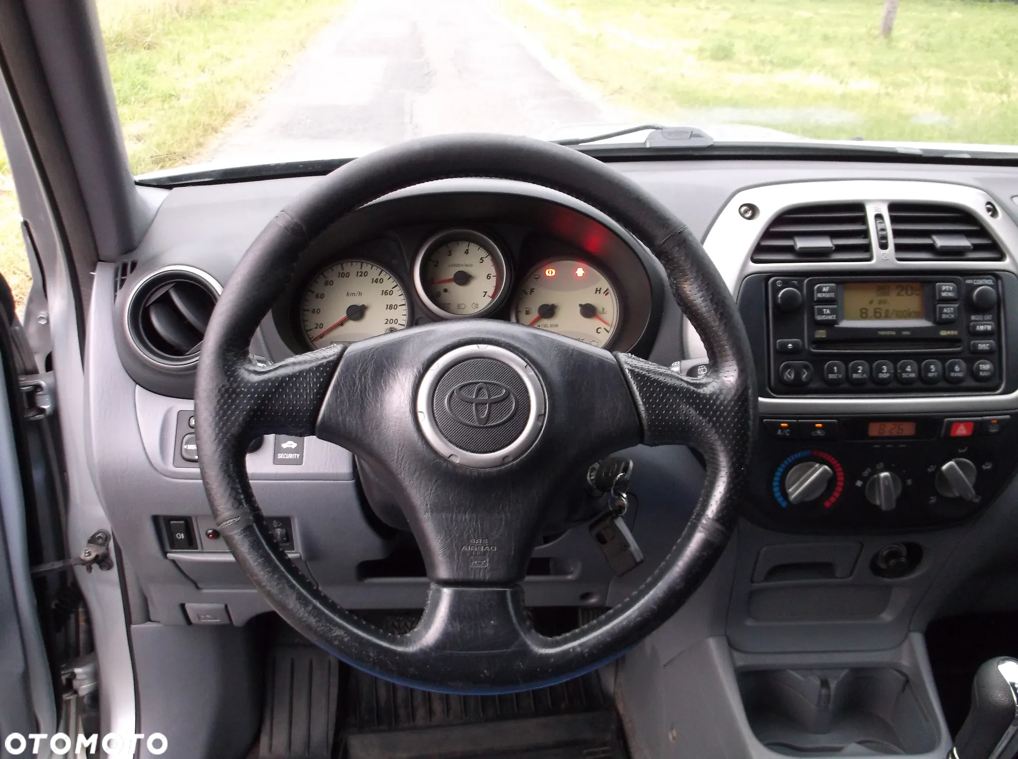 Toyota RAV4 2.0 D-4D 4x4 - 14