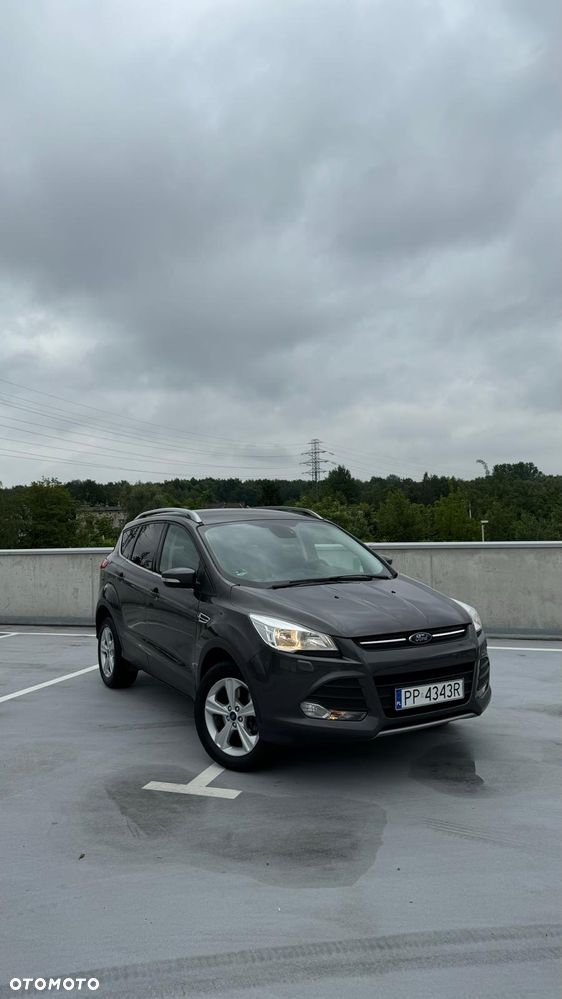 Ford Kuga - 2
