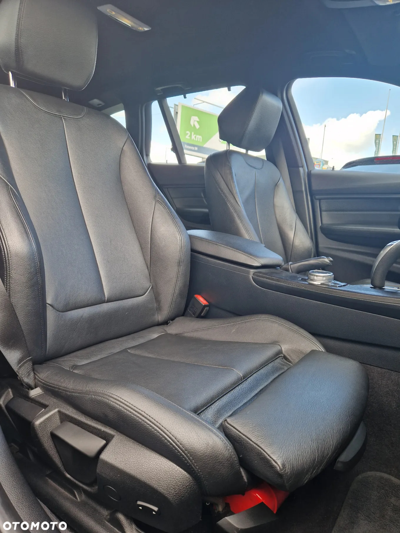 BMW Seria 3 330d xDrive M Sport EU6 - 16