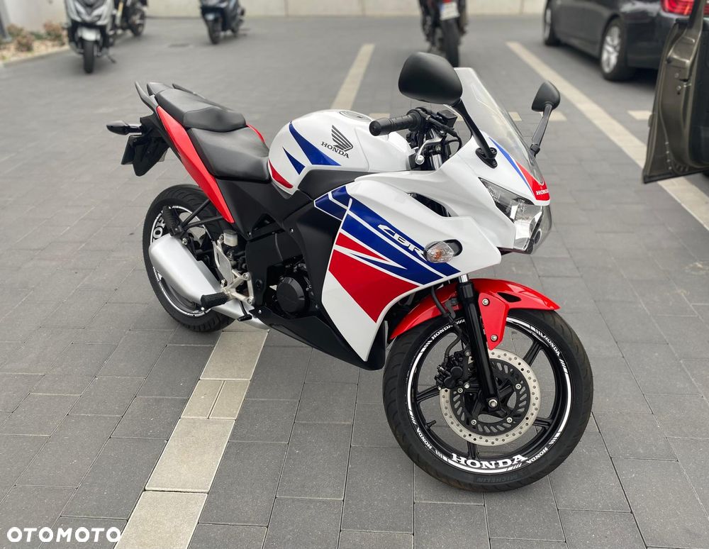 Honda CBR - 1