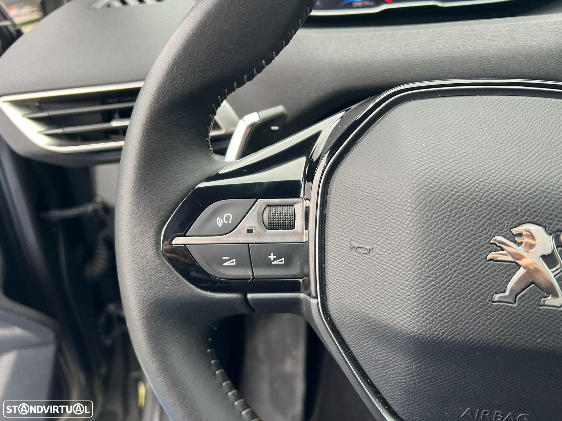 Peugeot 5008 1.5 BlueHDi Allure Pack EAT8 - 19