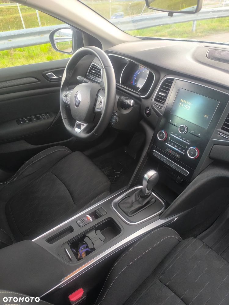 Renault Megane 1.3 TCe FAP Limited EDC - 28