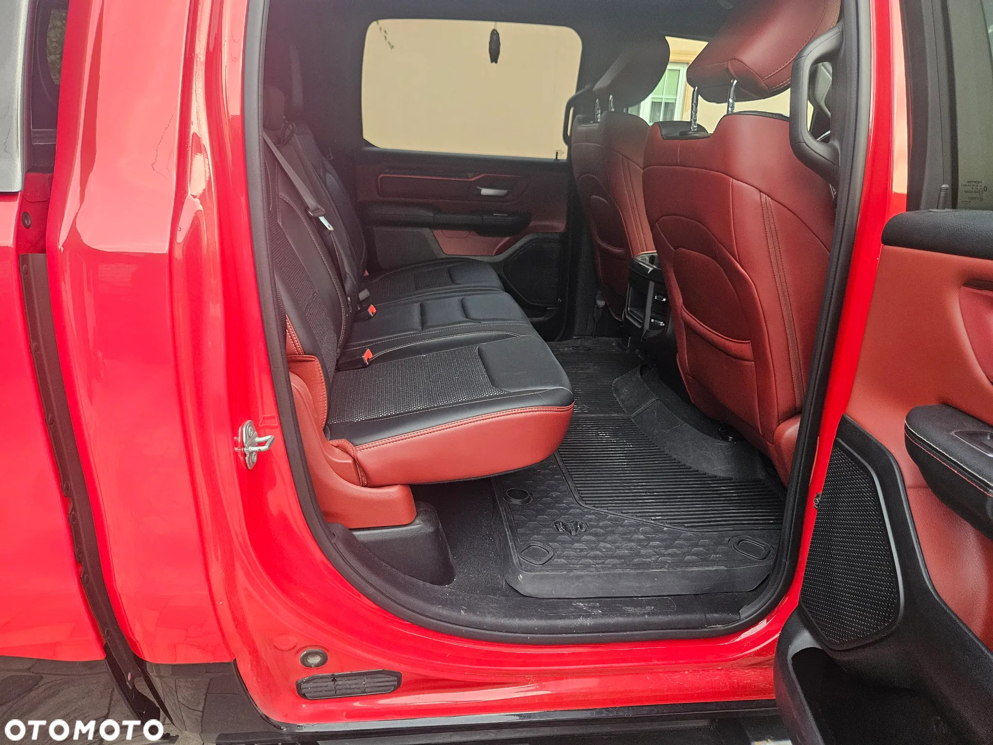 Dodge RAM 1500 5.7 4x4 - 12