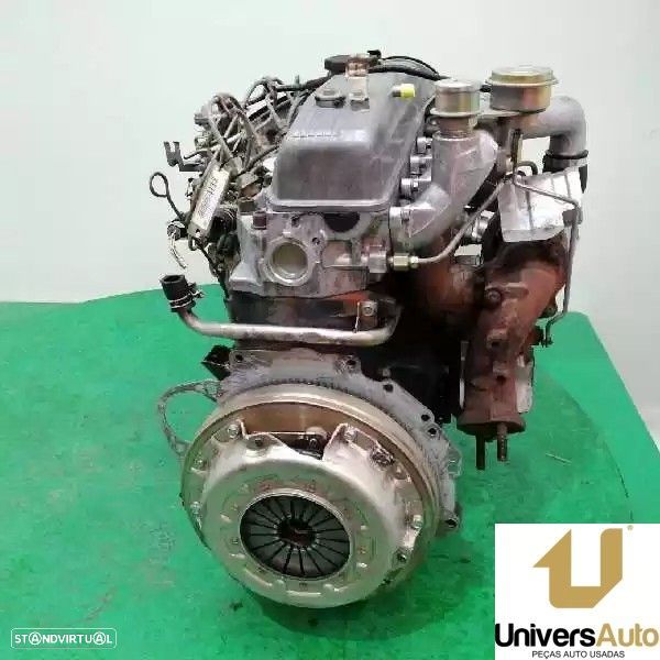MOTOR COMPLETO MITSUBISHI MONTERO CANVAS TOP 1985 -4D55T - 1