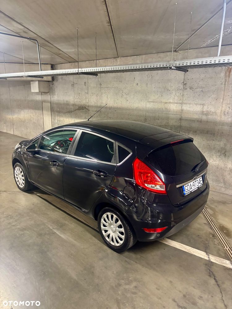 Ford Fiesta - 7