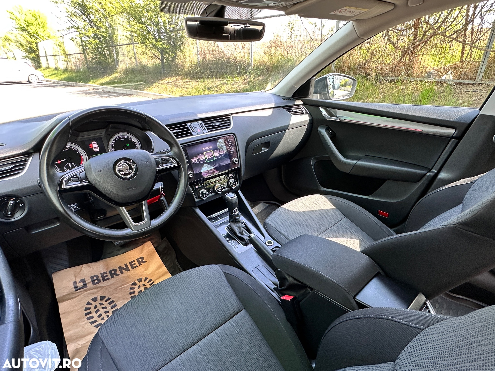 Skoda Octavia 2.0 TDI DSG Style - 7