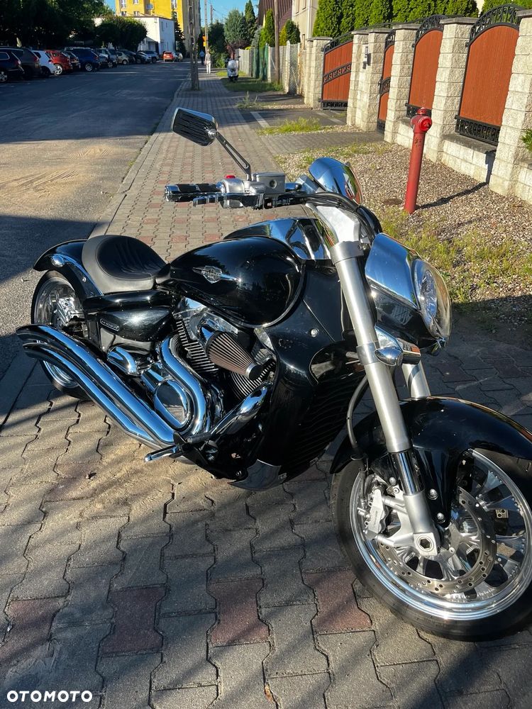 Suzuki Intruder - 5