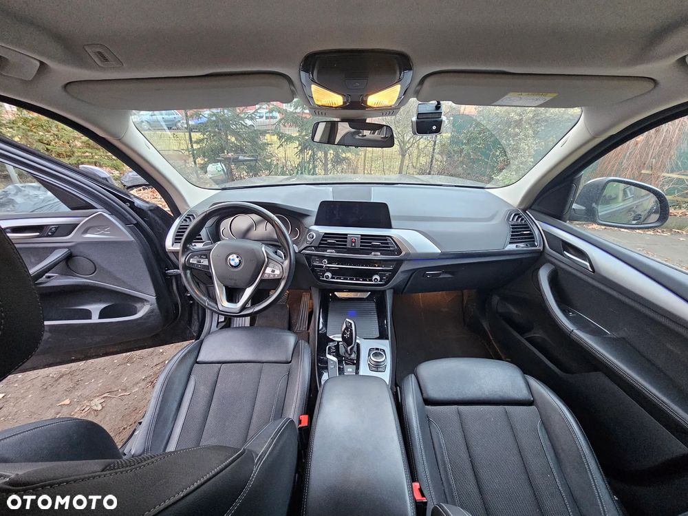 BMW X3 xDrive20d - 14