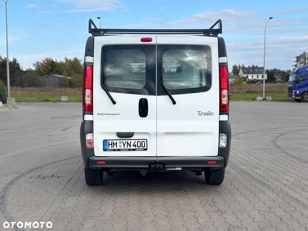 Renault Trafic - 12