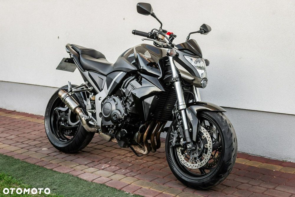 Honda CB - 1