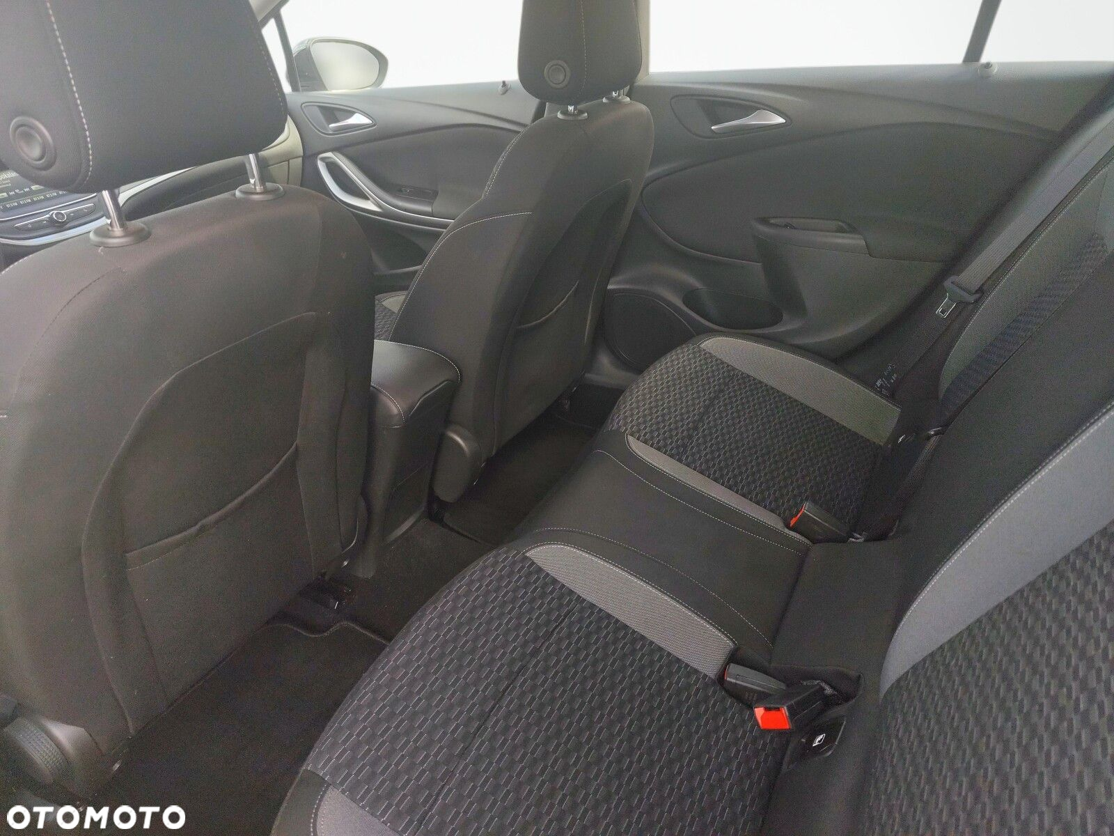 Opel Astra - 12