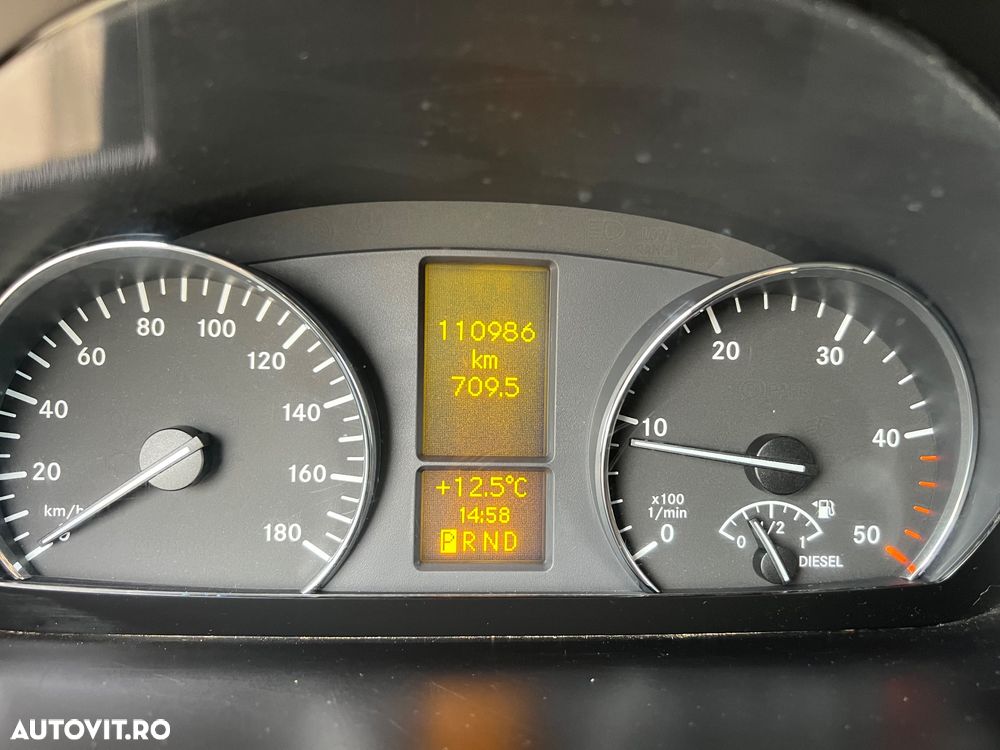 Mercedes-Benz Sprinter - 17