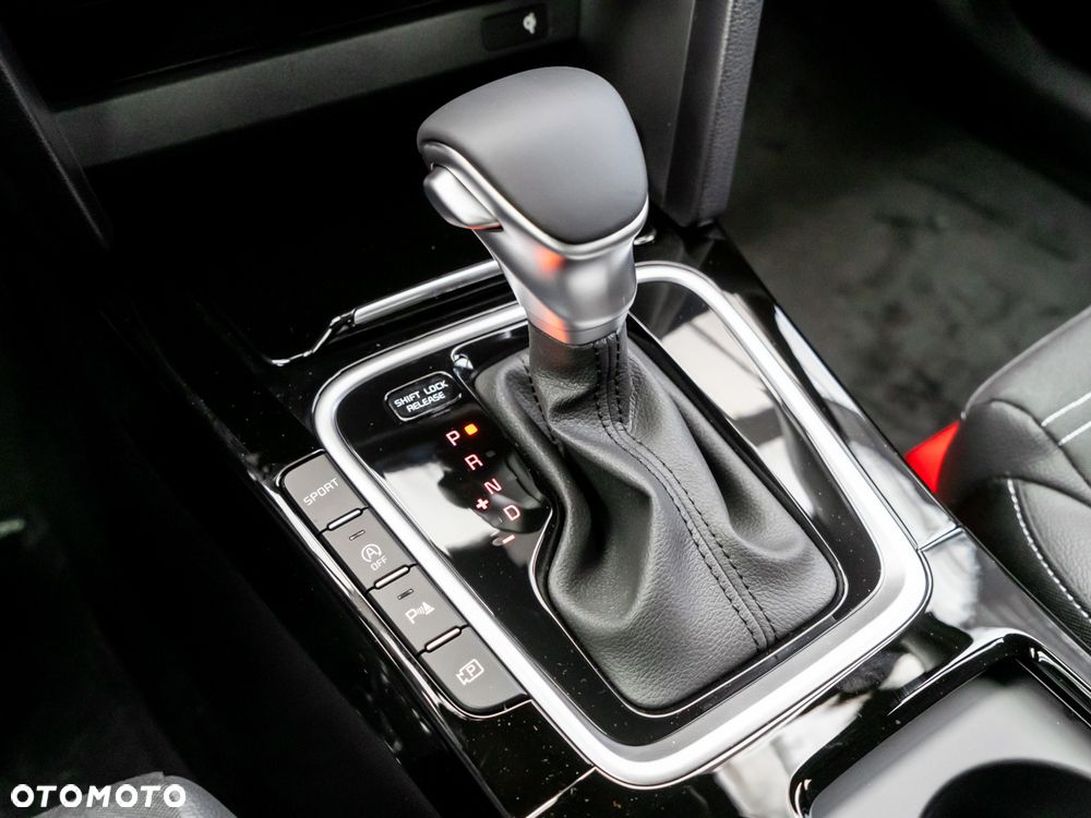 Kia XCeed 1.6 T-GDI Tribute DCT - 27