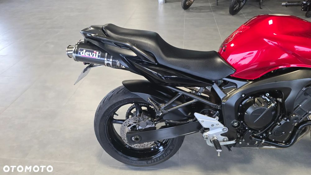 Yamaha FZ6 - 30