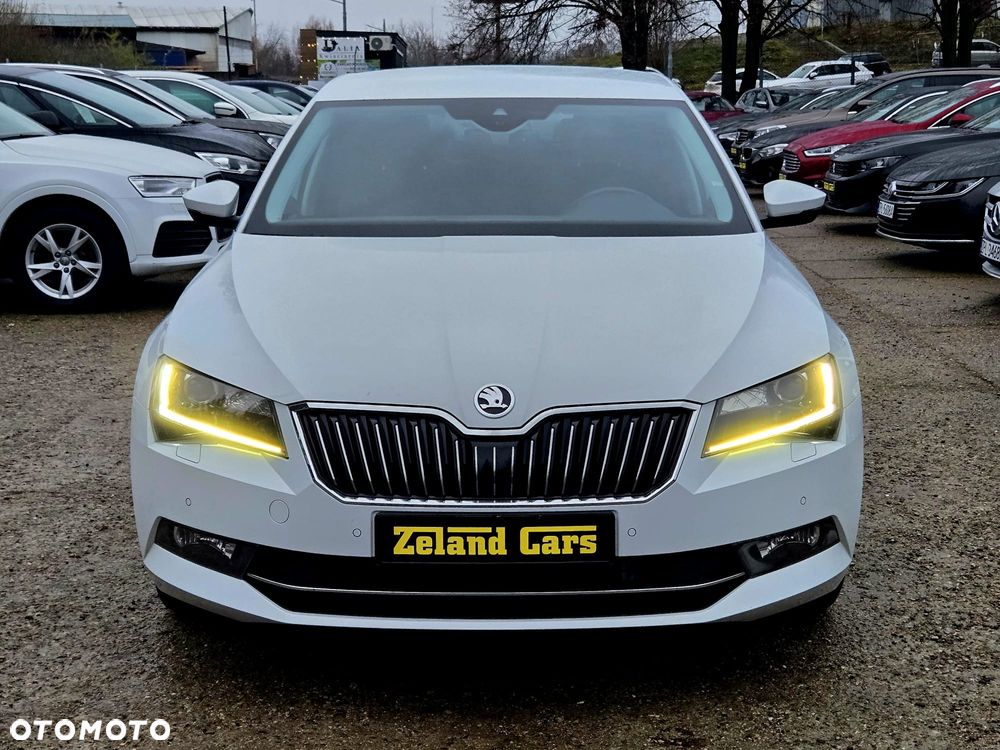 Skoda Superb 2.0 TDI DSG Style - 4