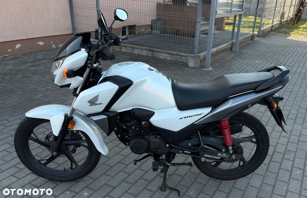 Honda CBF - 2