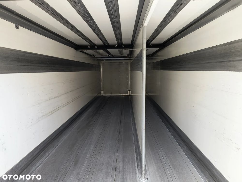 Mercedes-Benz Antos 2535 EURO6 - 9