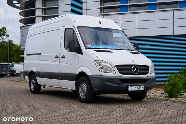 Mercedes-Benz Sprinter 310