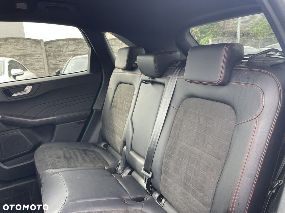 Ford Kuga 2.5 Duratec PHEV ST-LINE X - 12