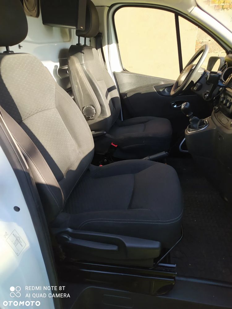 Opel Vivaro - 28