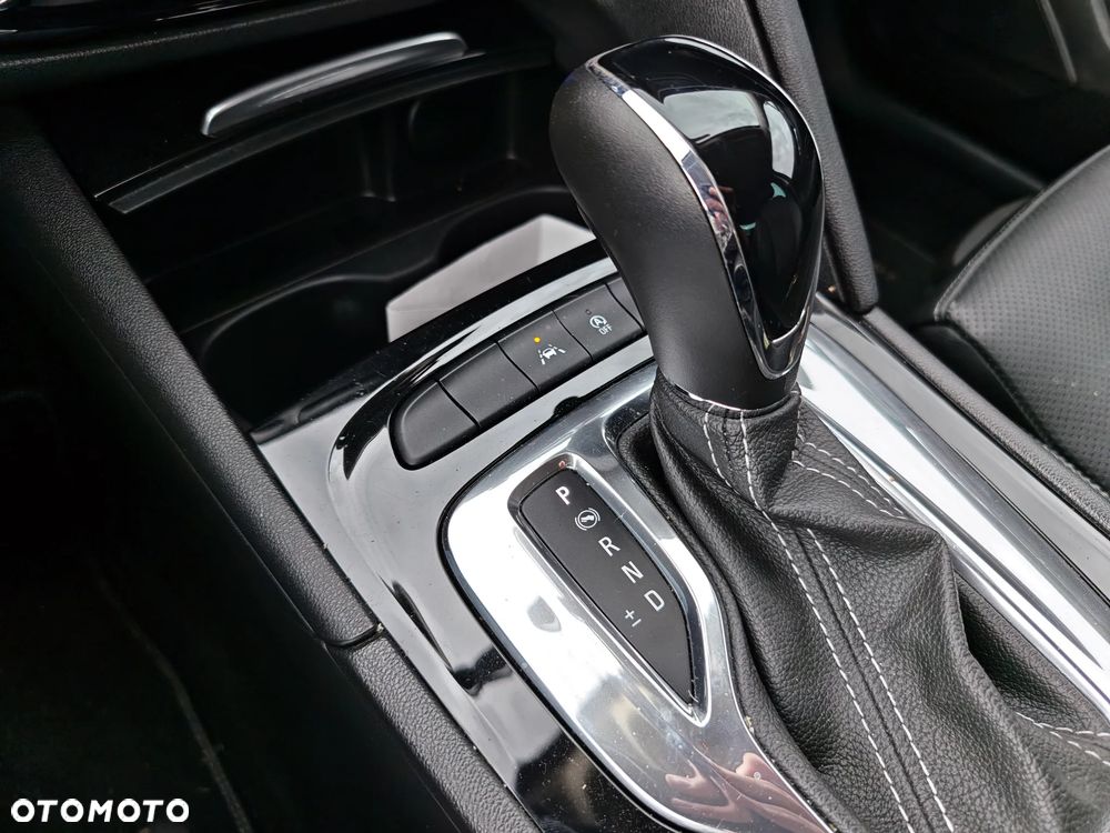Opel Insignia 1.5 T Elite S&S - 21