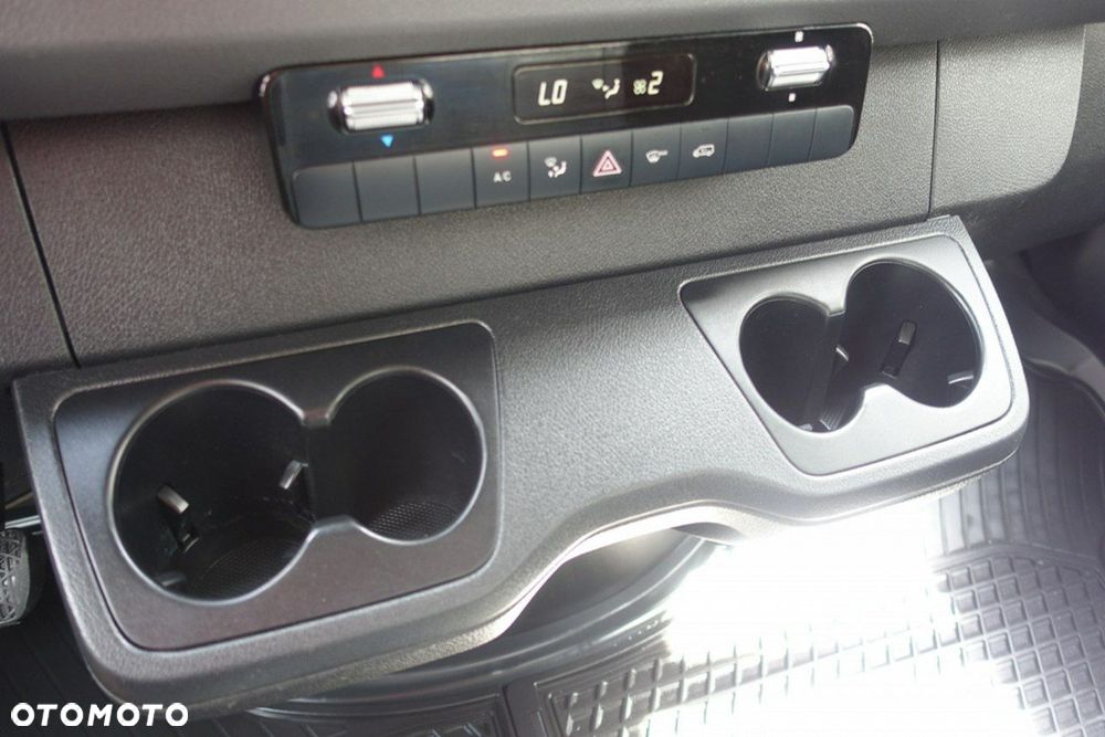 Mercedes-Benz Sprinter - 40