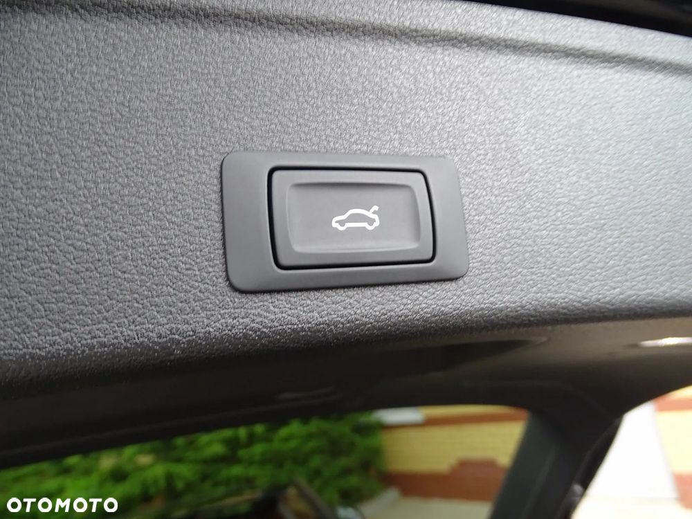 Audi A4 Avant 1.4 TFSI design - 38