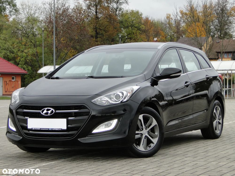 Hyundai i30 Kombi 1.6 CRDI Premium - 1