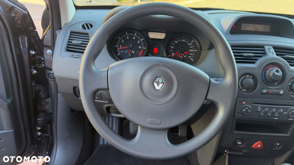 Renault Megane 1.6 16V Privilege - 31
