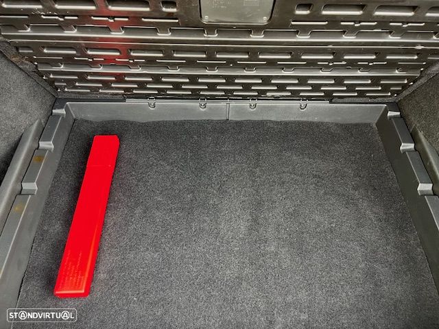 VW Golf Variant 1.6 TDi Confortline - 28