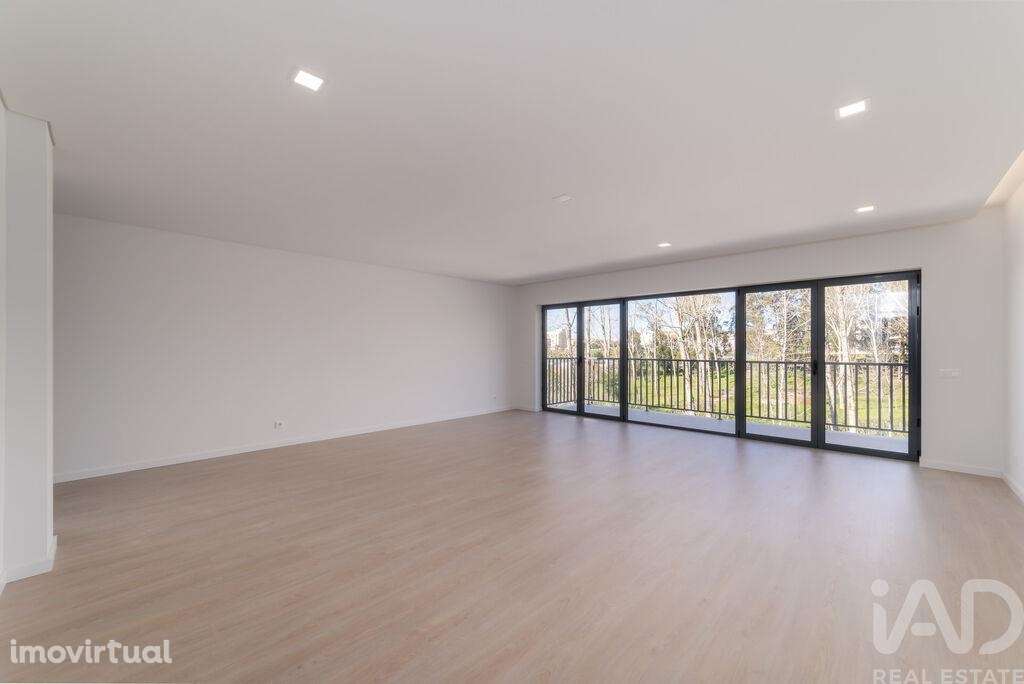 Casa / Villa T4 em Tavarede de 174,00 m2 - Grande imagem: 3/30