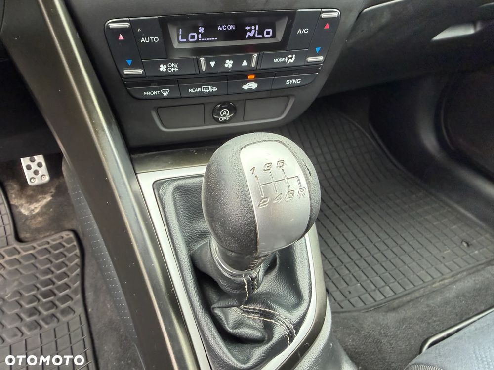 Honda Civic 1.8 Executive - 17