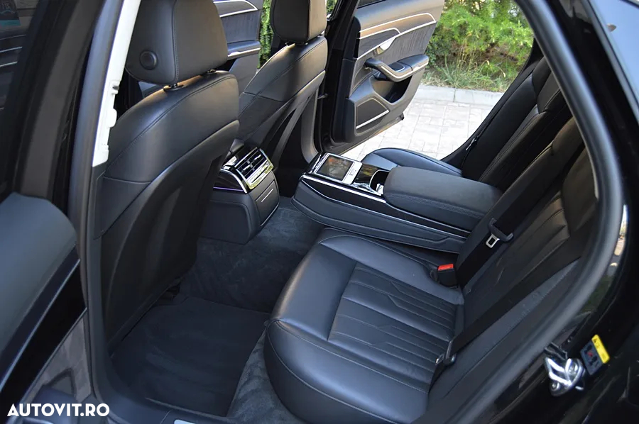 Audi A8 50 TDI quattro Tiptronic MHEV - 27