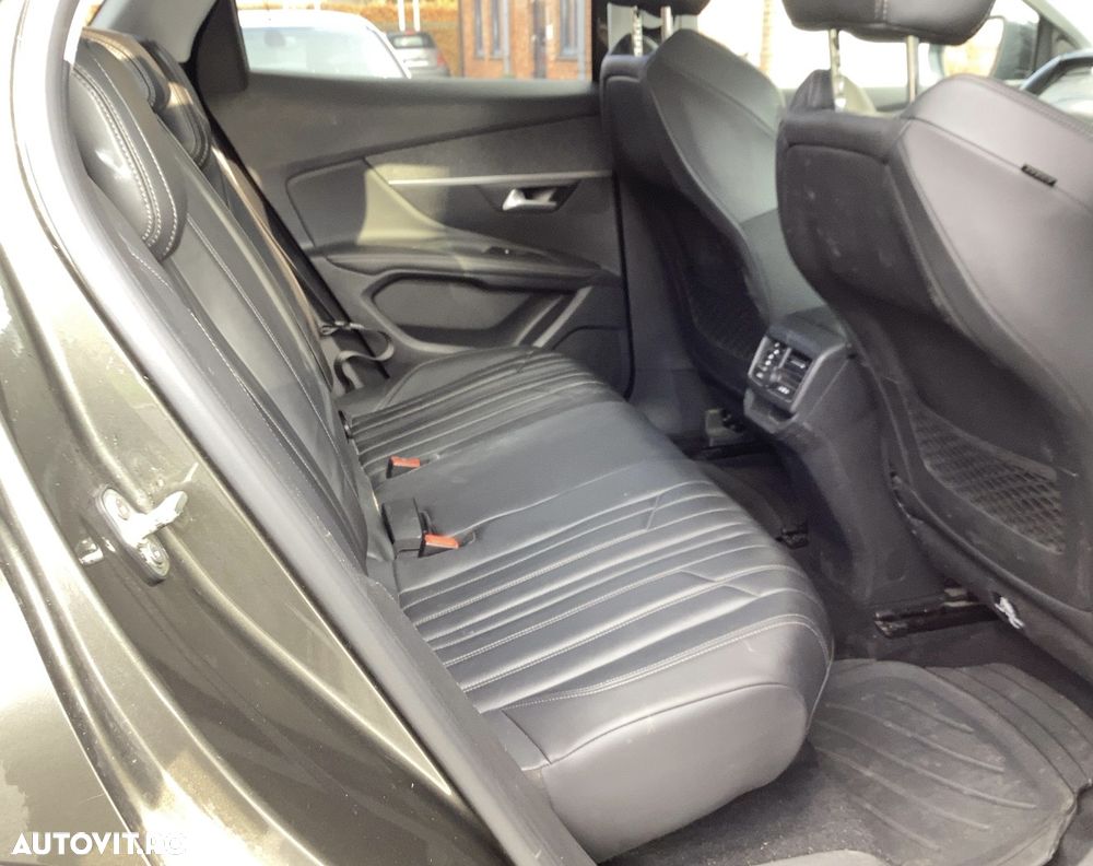 Peugeot 3008 PureTech 130 Stop & Start GPF EAT8 GT - 9