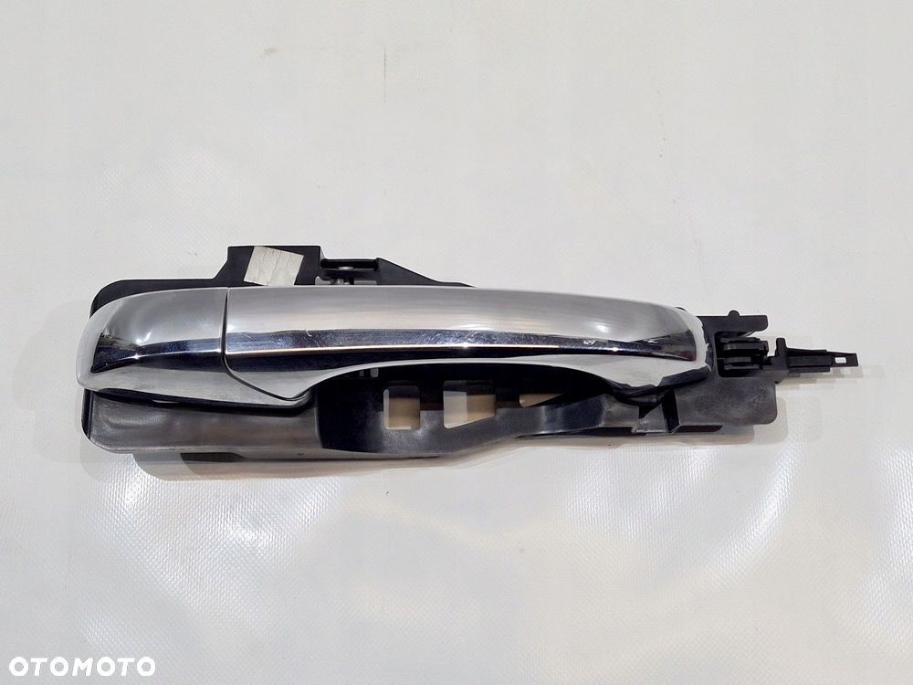 klamka zewnętrzna tył prawy grand cherokee wk2 11r - 2