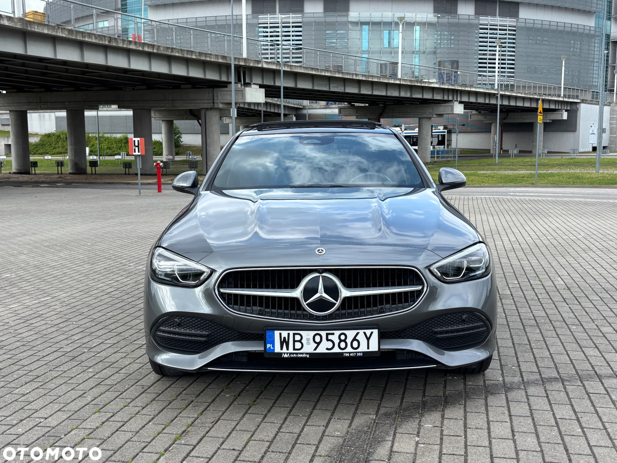 Mercedes-Benz Klasa C 300 e PHEV 4-Matic Avantgarde - 29