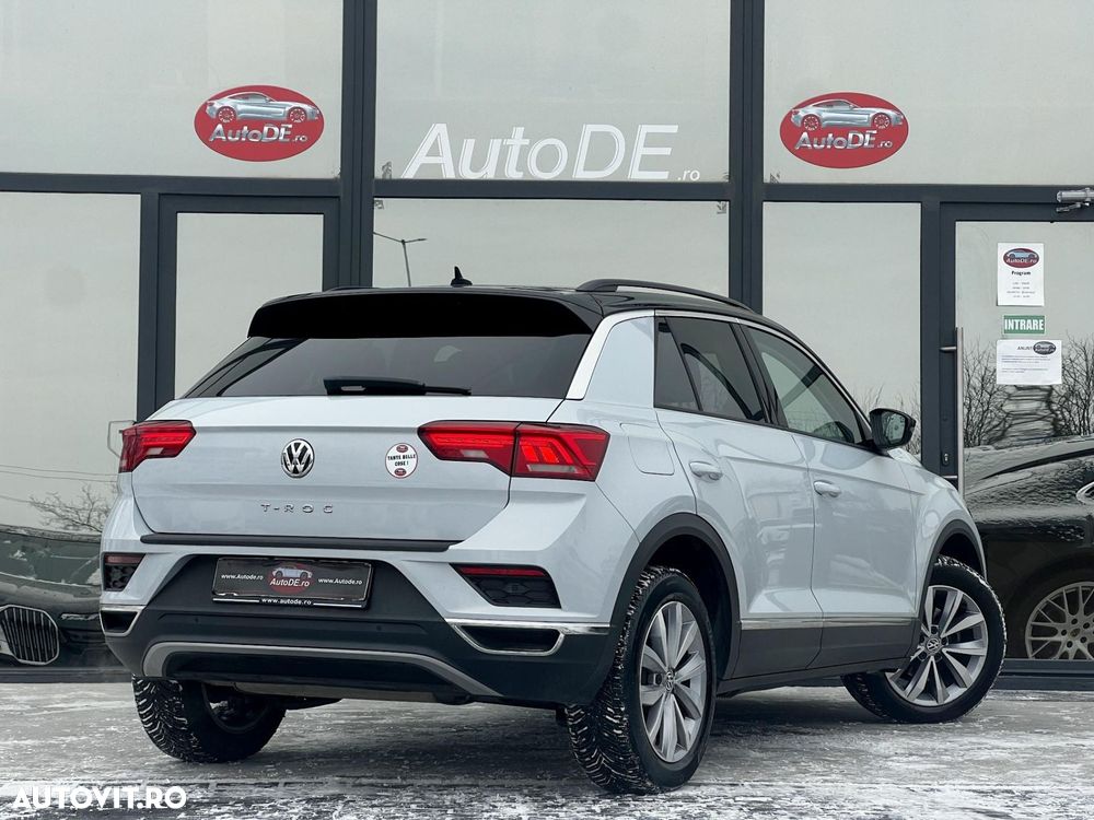 Volkswagen T-Roc - 4