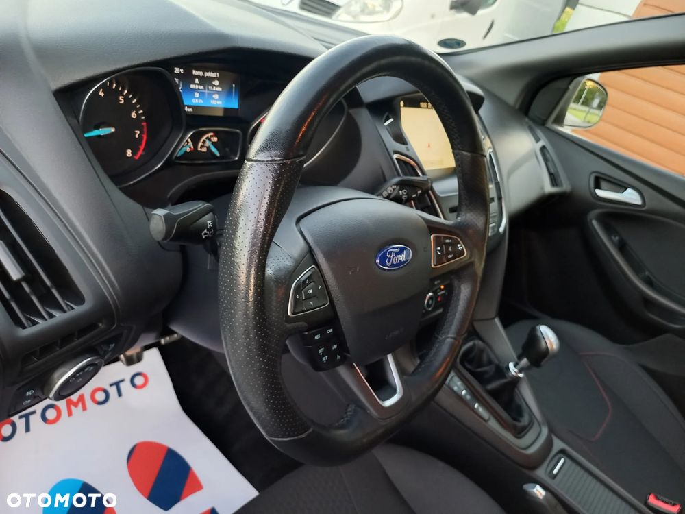Ford Focus 1.0 EcoBoost ST-Line ASS - 30