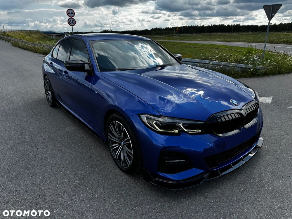 BMW Seria 3 318d M Sport - 16