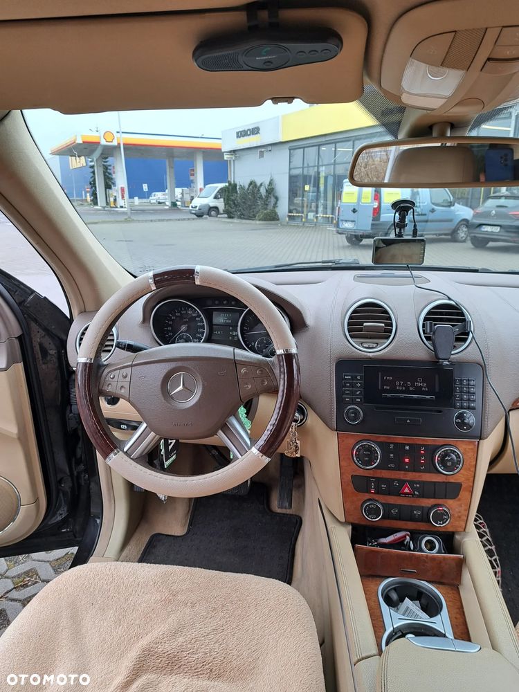 Mercedes-Benz GL 320 CDI - 10