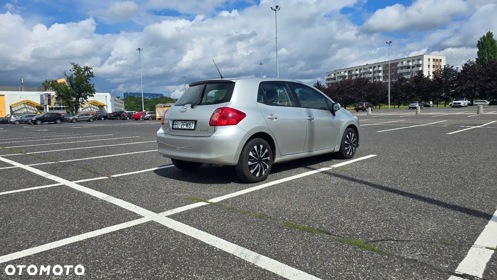 Toyota Auris 1.6 VVT-i Luna MM - 6